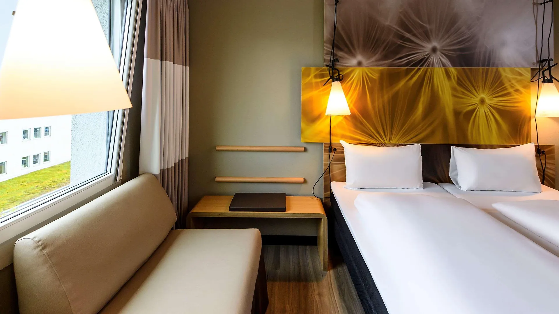 Ibis Hotel Muenchen City West 3*, Munich