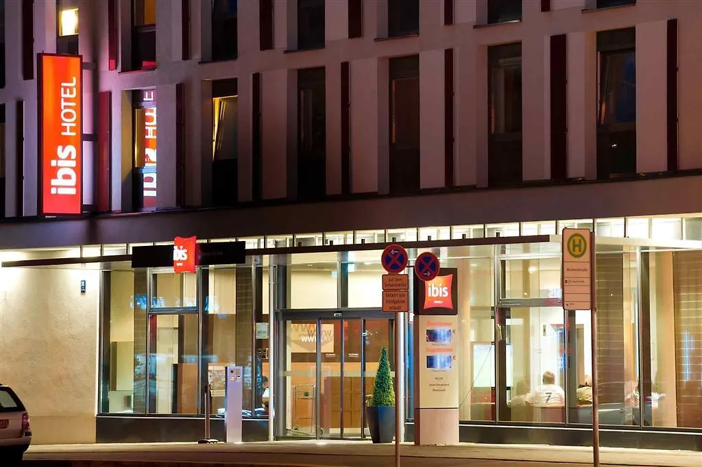 **  Ibis Hotel Muenchen City West גרמניה