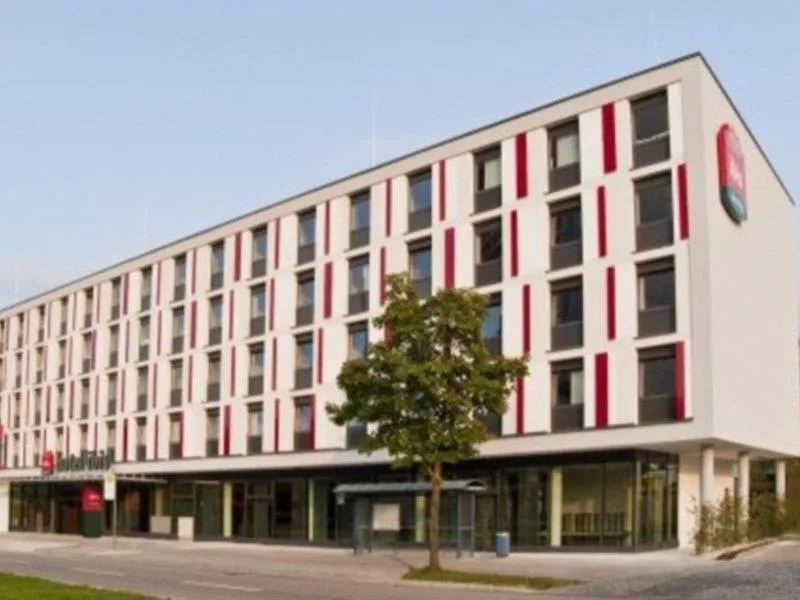 Ibis Hotel Muenchen City West